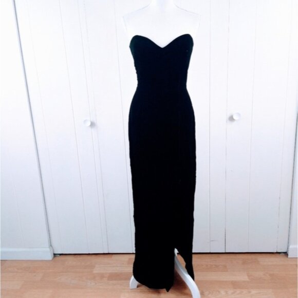 Vintage velvet gown - Picture 3 of 8
